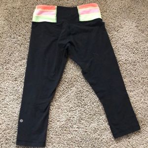 Lululemon cropped work out legging